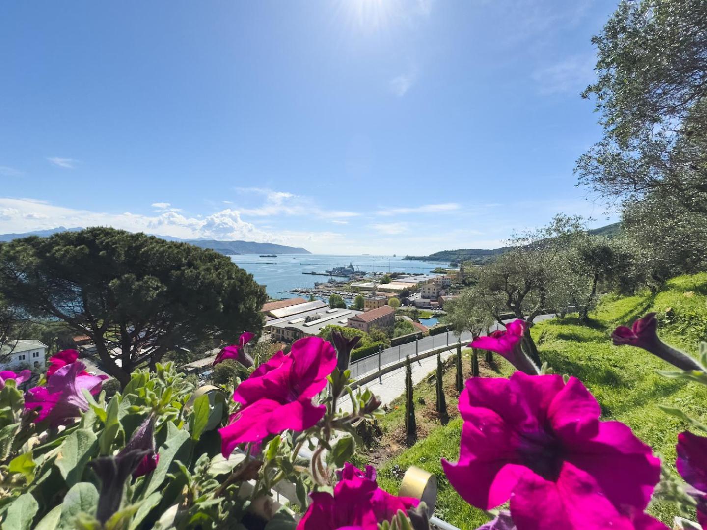 Villa Dei Poeti La Spezia Esterno foto