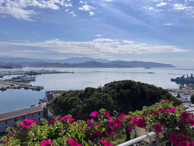 Villa Dei Poeti La Spezia Esterno foto