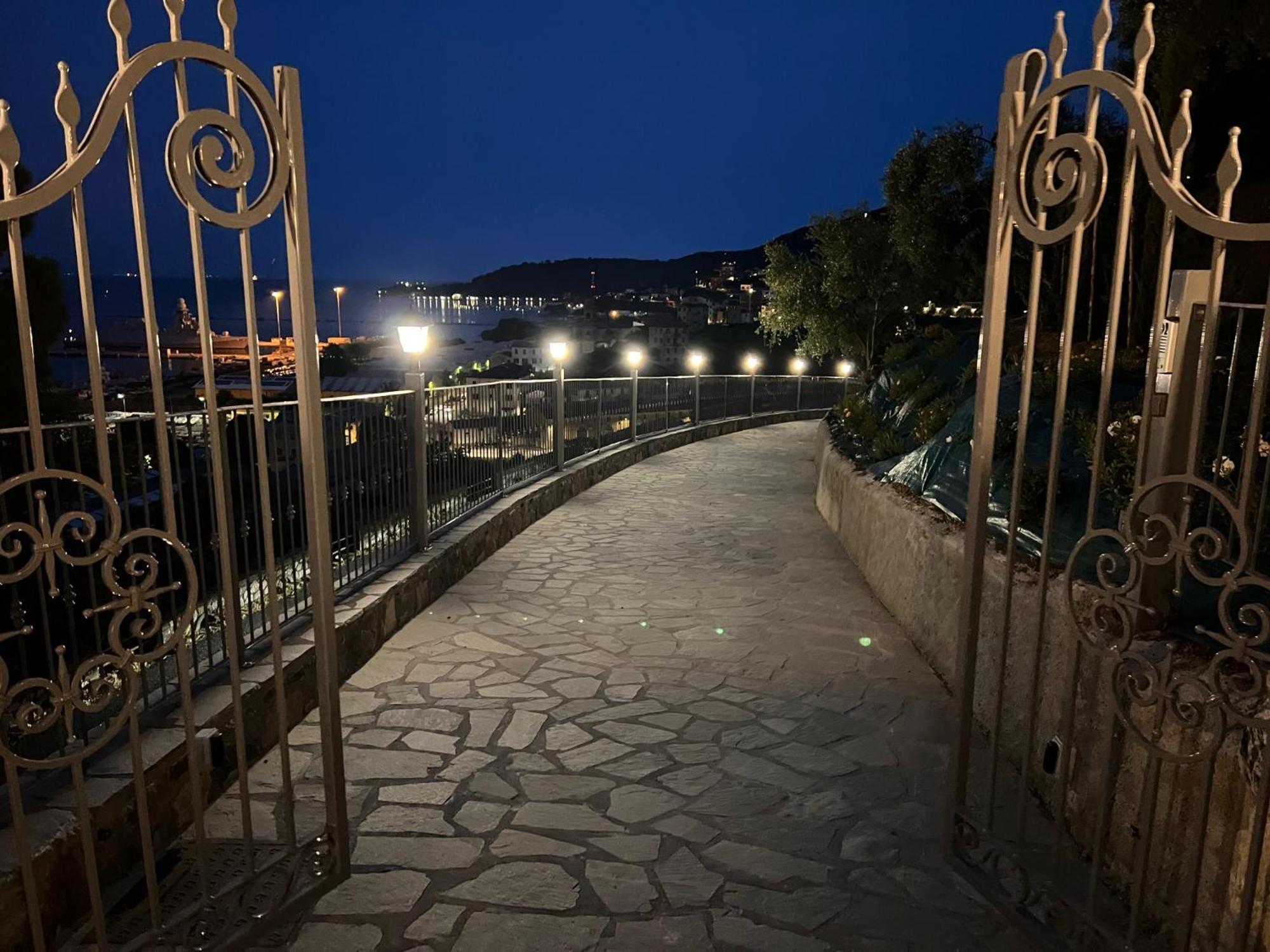 Villa Dei Poeti La Spezia Esterno foto